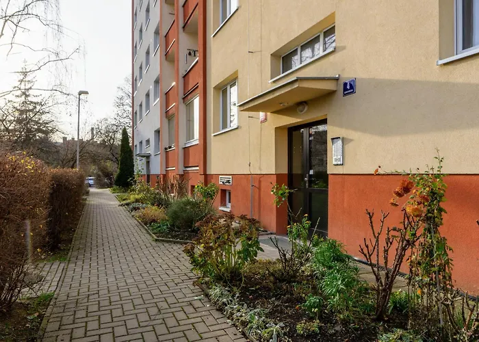 Apartamento Jana's Wow Apt, 2br, Metro Next Door, Near The Airport *