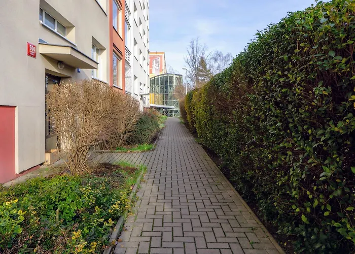 Apartamento Jana's Wow Apt, 2br, Metro Next Door, Near The Airport *